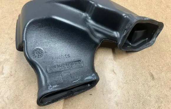 BMW 3 E46 Cabin air duct channel 64228203882 8203882