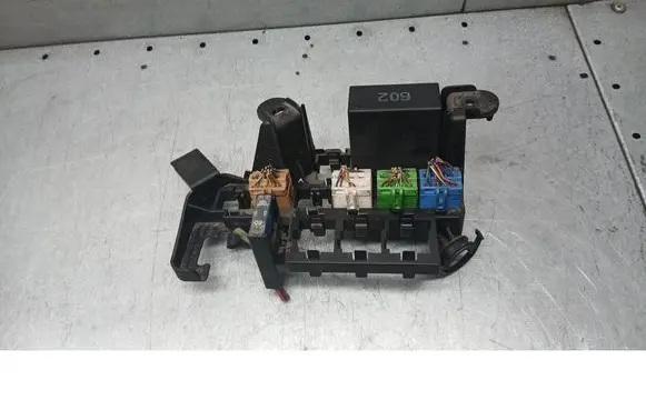 Volkswagen PASSAT B5.5 Fuse box set