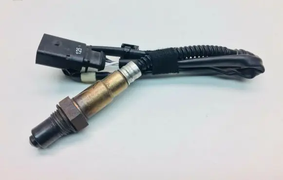 Volkswagen Touareg II Lambda probe sensor 03H906262F