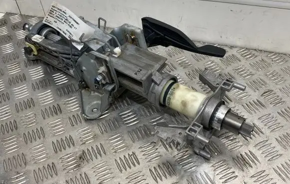 BMW 5 F10 F11 Steering wheel axle 6795346 1107784
