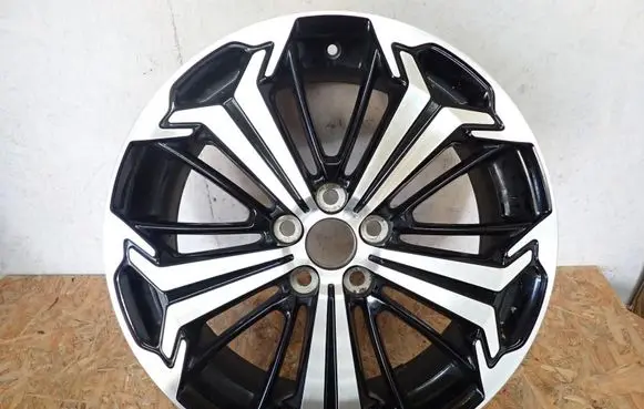 Toyota RAV 4 (XA50) R16 alloy rim 4261142610