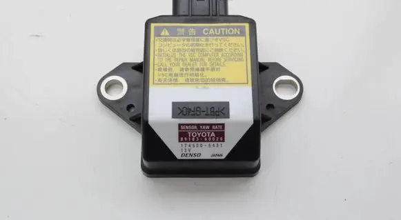 Lexus RX 330 - 350 - 400H Acceleration sensor 1745005431 8918360020