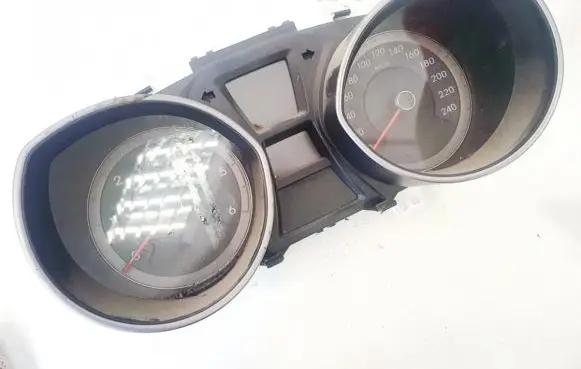 Hyundai i30 Speedometer (instrument cluster) 94004a6060 94004-a6060