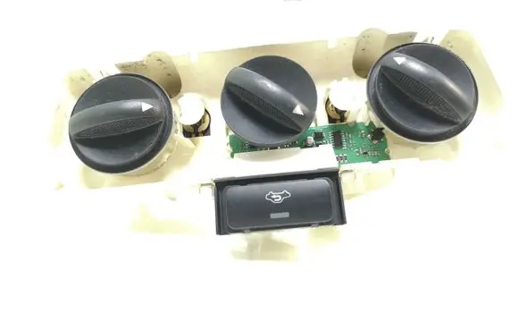 Toyota Corolla Verso E121 Climate control unit 559000F010 69670002 1040728