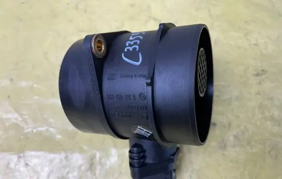 Mercedes-Benz C W204 Mass air flow meter 0281002535 A6460940048 A0051535028