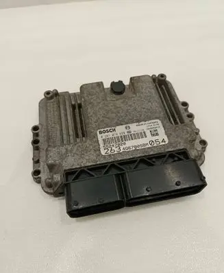 Opel Combo D Engine control unit/module 55247020 0281018699 406780SBM