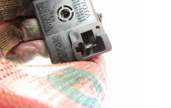 Lexus RX 330 - 350 - 400H Sensor 8665248010