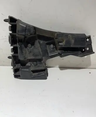 Volvo S60 Front bumper mounting bracket 31323832