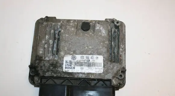 Volkswagen Golf V Engine control unit/module 03G906021KH 1039S16960 0281013226