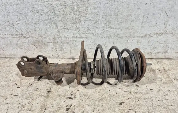 Toyota Avensis T270 Front shock absorber with coil spring