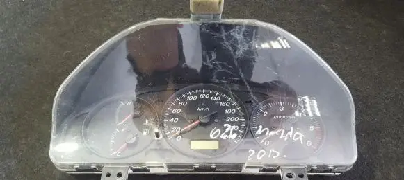 Mazda 626 Speedometer (instrument cluster) KNGG3DA
