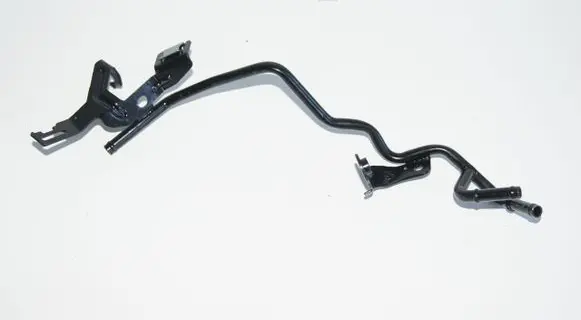 Volkswagen PASSAT B8 Engine coolant pipe/hose 04L121070AB