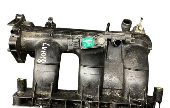 Dacia Sandero Intake manifold 140032844R 70528602