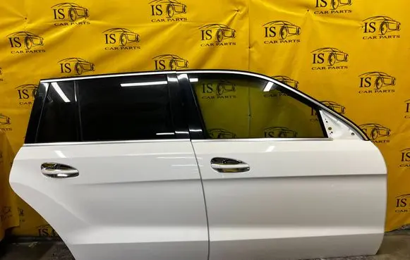 Mercedes-Benz GL X166 Front door