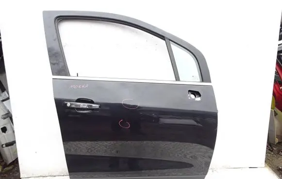 Opel Mokka Front door fwg