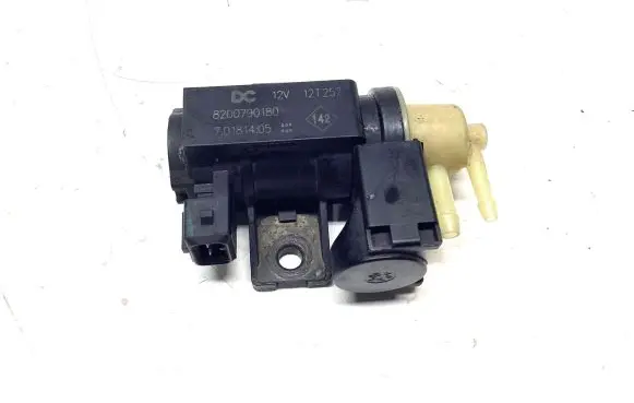 Nissan Qashqai+2 Turbo solenoid valve 8200790180