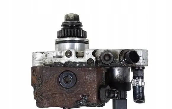 Mercedes-Benz A W169 Fuel injection high pressure pump A6400700701