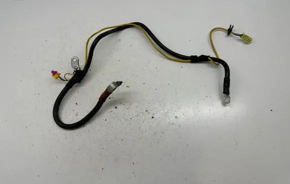 Audi A6 S6 C6 4F Positive cable (battery) 4F0971225F