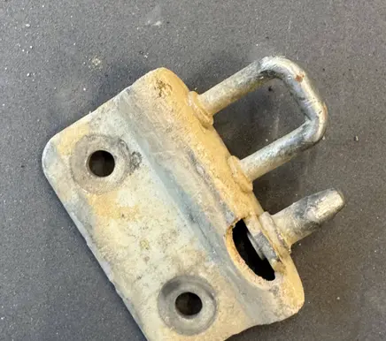 Volkswagen Crafter Rear door lock loop/hook striker 