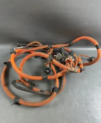 Peugeot 208 II High voltage cable 405504