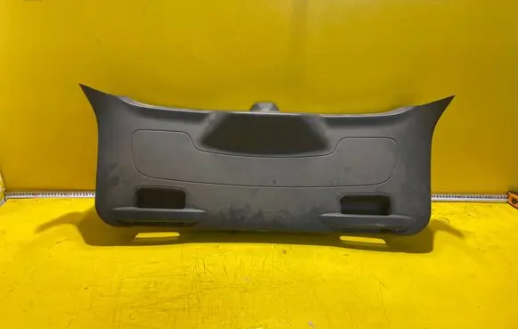 Ford Focus Tailgate trim BM51A40411AFW