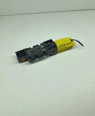 Audi A3 S3 8P Airbag deployment crash/impact sensor 4B0959643D