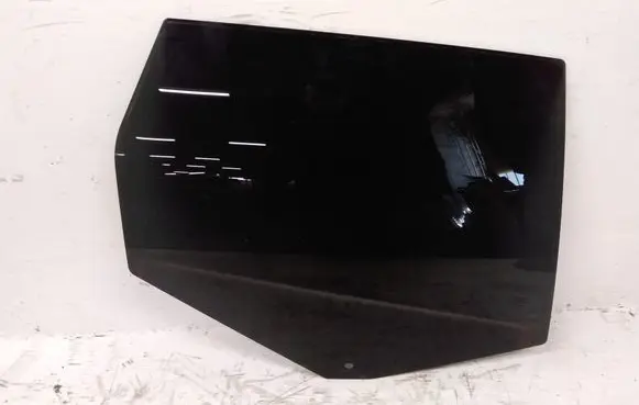 Volvo XC60 Rear door window glass