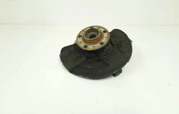 Volvo XC70 Front wheel hub