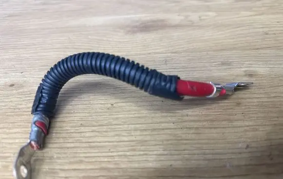 Volvo XC90 Positive cable (battery) 