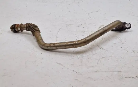 Nissan Qashqai Turbo turbocharger oiling pipe/hose 