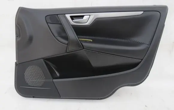 Volvo XC70 Front door card panel trim 39990680 8900770
