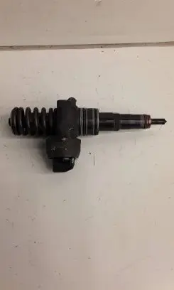 Volkswagen Caddy Fuel injector 0414720313