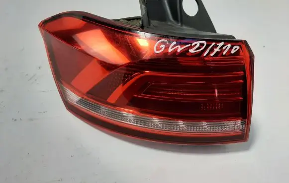 Volkswagen PASSAT B8 Rear/tail lights 3G9945311