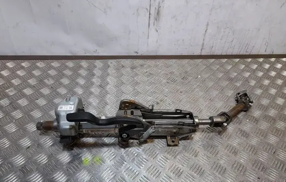Volkswagen Jetta VI Steering wheel axle 5K0905861C