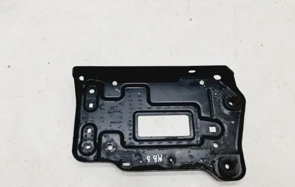 Battery tray