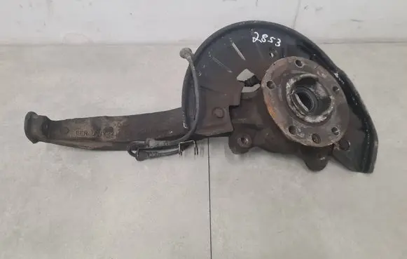 Volkswagen Touareg II Front wheel hub 7P6407245A
