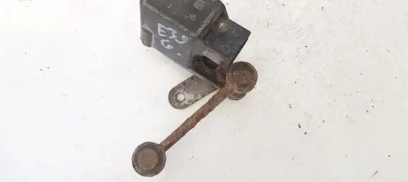 BMW 5 E39 Front height sensor lever 1093698 389804