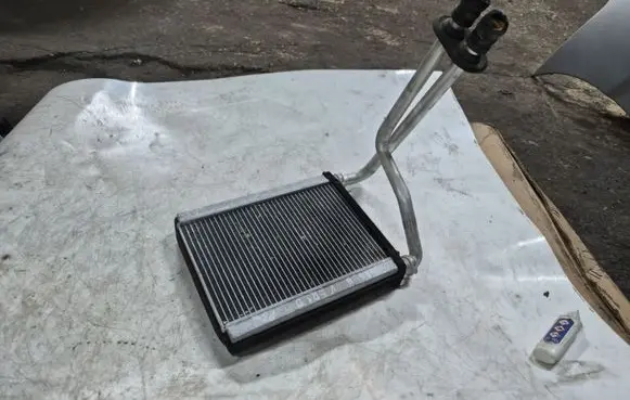 Toyota Corolla Verso E121 Heater blower radiator