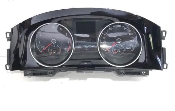 Speedometer (instrument cluster)