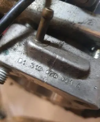 Audi A8 S8 D2 4D Throttle body valve B1319078061A 319078061A