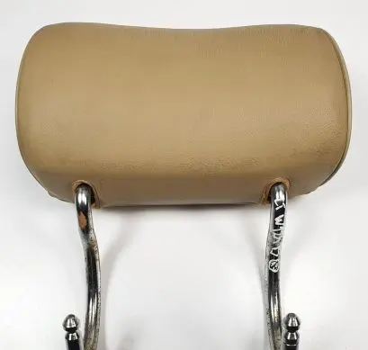 Mercedes-Benz E W124 Rear seat headrest 