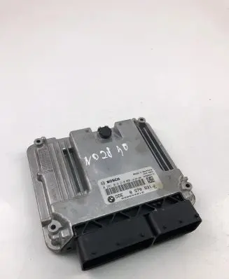 BMW 3 F30 F35 F31 Engine control unit/module ECU 8570931 0281019210