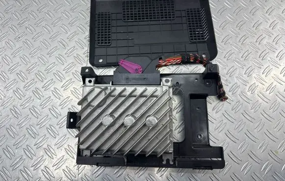 Seat Ateca Sound amplifier 5H0035456 2GA972135 2GA035933