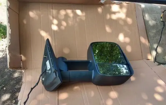 Peugeot 2008 I Front door electric wing mirror 15907128
