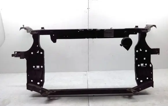 Nissan Qashqai Radiator support slam panel