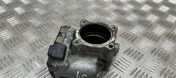 Mercedes-Benz E C207 W207 Throttle valve A6420900270 0281002894