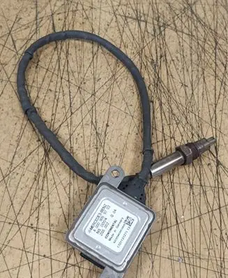 Mercedes-Benz E W212 Lambda probe sensor A0009059703