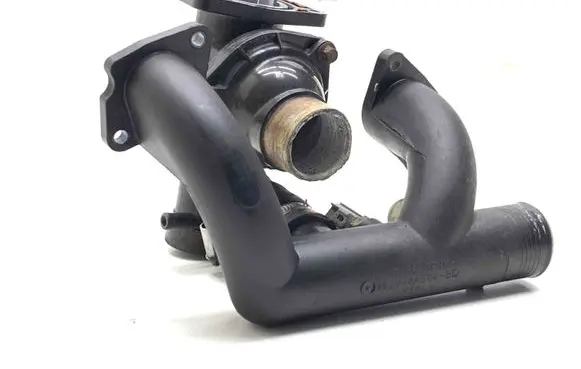 Jaguar XK8 - XKR Thermostat 96JV8K515AD