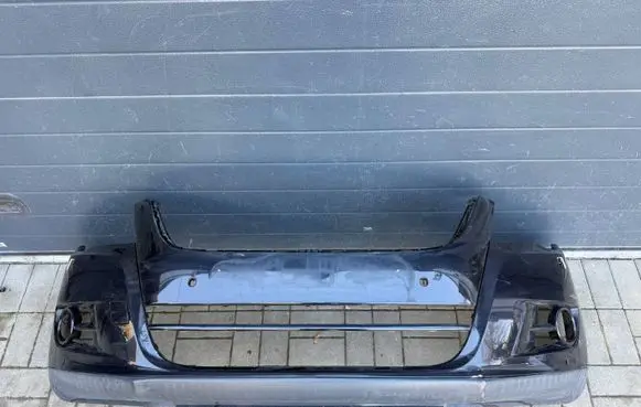 Volkswagen Tiguan Front bumper 5N0807221