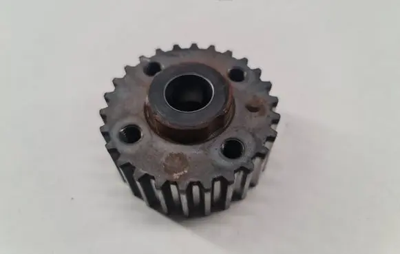 Skoda Octavia Mk2 (1Z) Crankshaft pulley 06A105263D